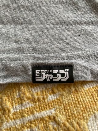 Camiseta Uniqlo Dragon Ball 