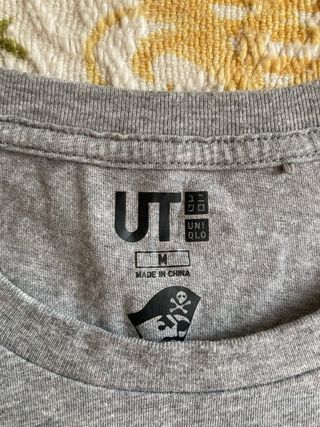 Camiseta Uniqlo Dragon Ball 