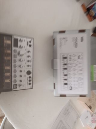 Korg Volca Bass Sintetizador