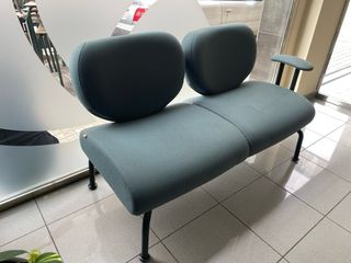 2 Sofas de espera oficina tela y metal