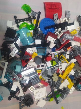 LEGO piezas raras y especiales LEER