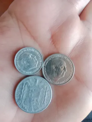 Monedas antiguas pesetas España muy bien estado