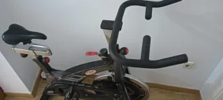 Bicicleta de Spinning F&H Fitness