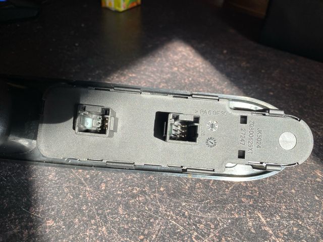 Interruptor Elevalunas Peugeot 307 5puertas