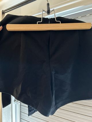 Falda pantalón negra 