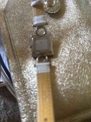 Reloj Pulsera Plata y Blanco