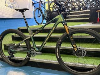 Orbea Oiz M10 AXS 2025 Talla L Verde