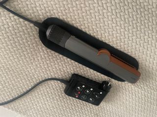 Plancha Dyson Airstrait 1 año uso