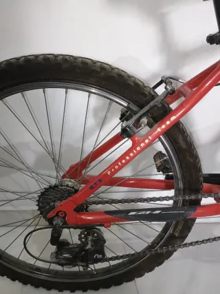 Bicicleta BH Infantil. 10-13 años aproximadamente 