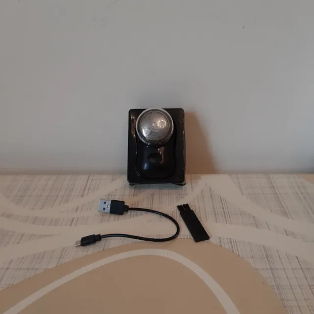 Rasoio Elettrico da Viaggio USB