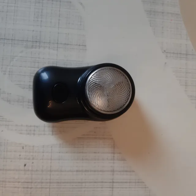 Rasoio Elettrico da Viaggio USB