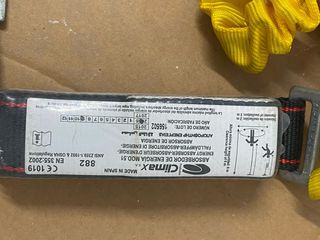 Arnés de seguridad con eslinga