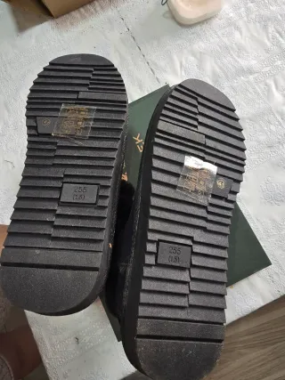 Botas invierno negras con pompón Talla 41