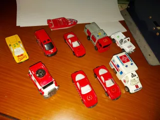 Lote de coches de juguete