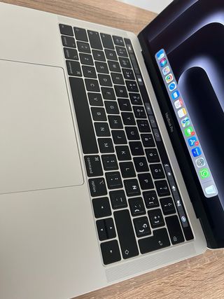 MacBook Pro 13 2019