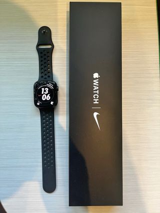 Apple Watch SE 44mm Nike Edición Negra