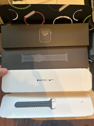 Apple Watch SE 44mm Nike Edición Negra