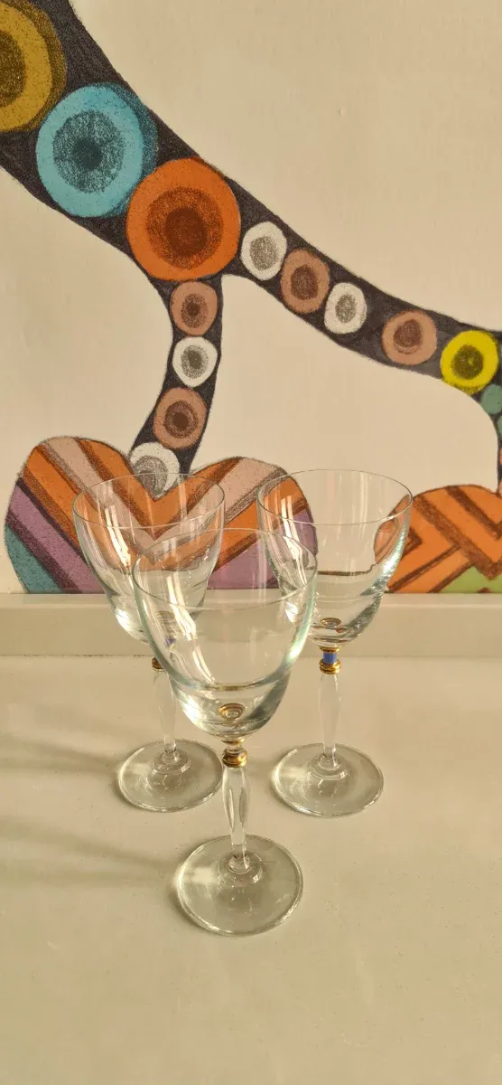 3 Copas de Vino firma Leonardo