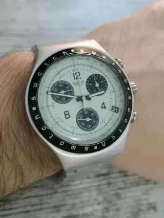 Reloj Swatch Cronógrafo Irony 