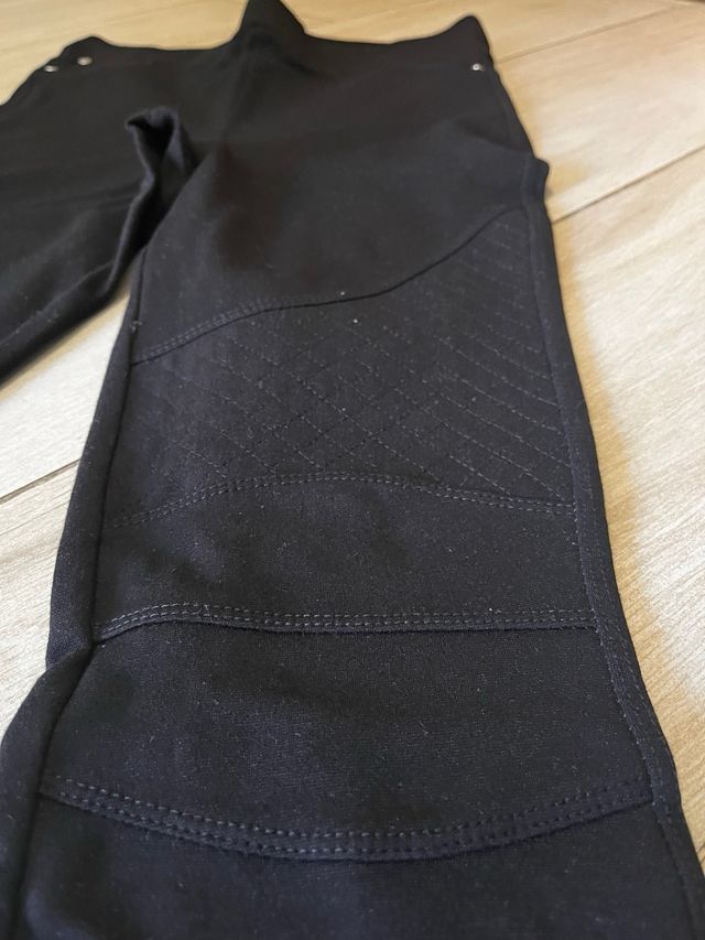 Pantalones tipo leggins negros mujer