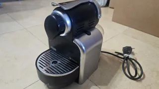 Cafetera Nespresso DeLonghi