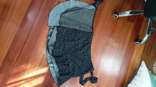 Falda pantalón corta negra lunares blancos