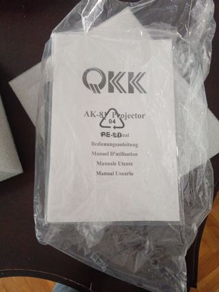 Proyector QKK Mini Blanco 1080P