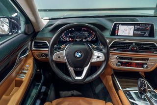 BMW Serie 750i - 2020