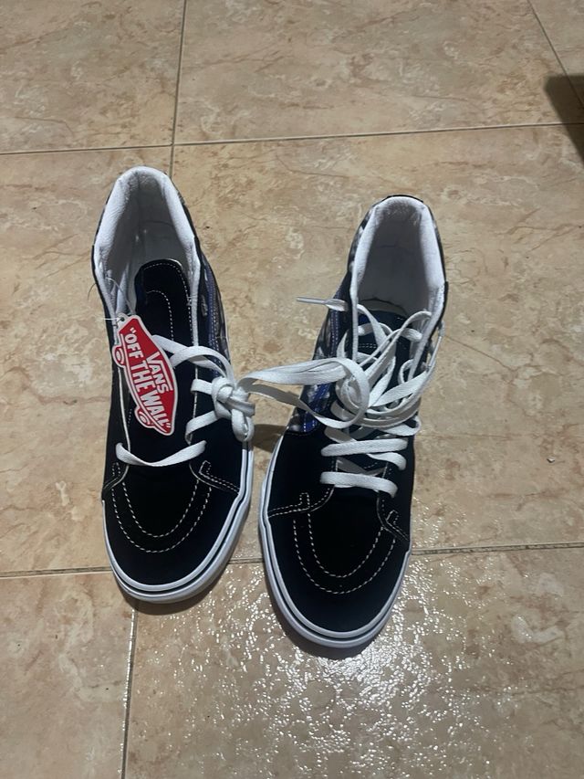 Zapatillas Vans Sk8-Hi Negras y Azules