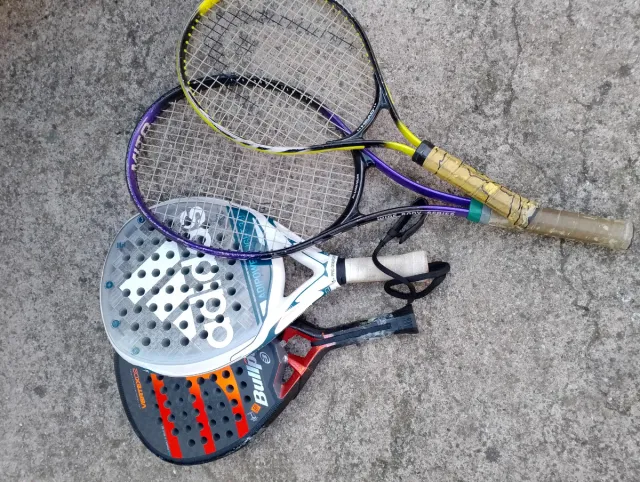 Lote 4 raquetas pádel y tenis
