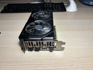 Tarjeta Gráfica Asus nVidia RTX 4070 Súper