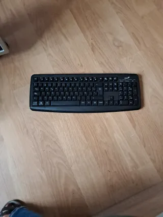 Teclado Genius Bluetooth Negro