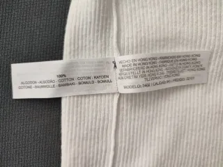 Chaquetita de punto blanca de Massimo Dutti