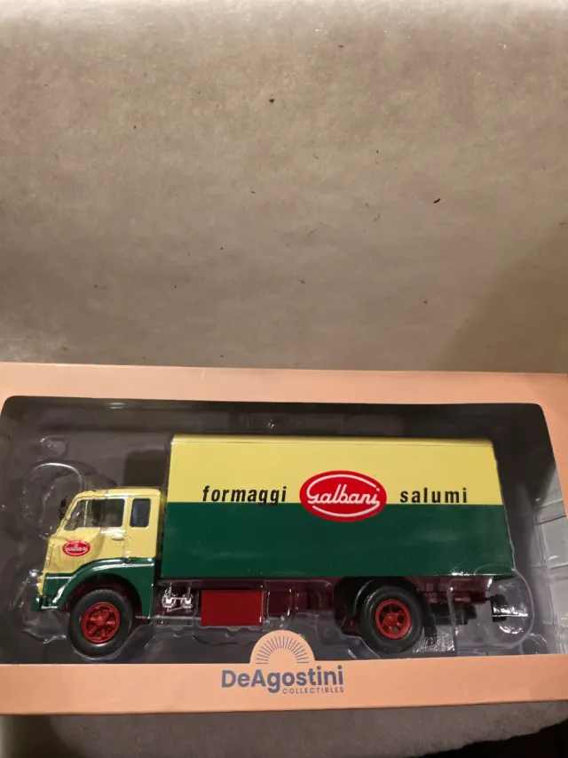 Camion Fiat 643 N "Galbani" DeAgostini 1/43