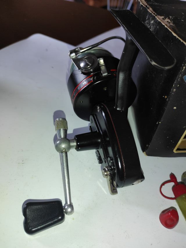 Carretel girador de água doce Mitchell 300A Garcia