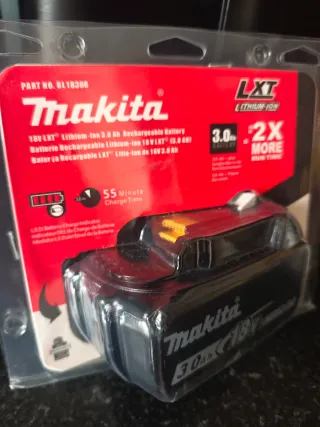 Batería Makita 18V LXT 3.0 Ah