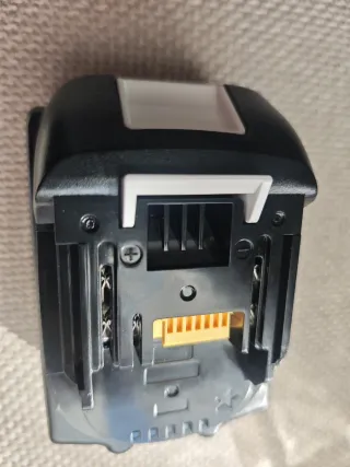 Batería Makita 18V LXT 3.0 Ah