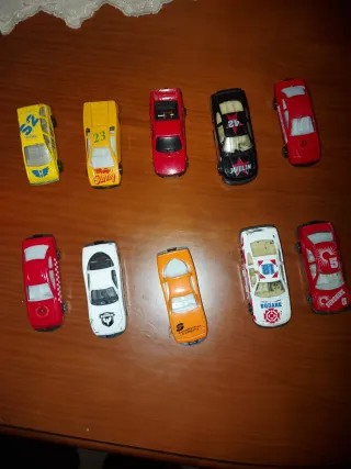 Lote 10 coches de juguete