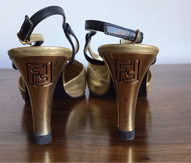 Fendi Scarpe Oro e Nere Tacco Alto