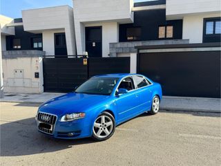 AUDI A4 2.0 TDI LOOK S4