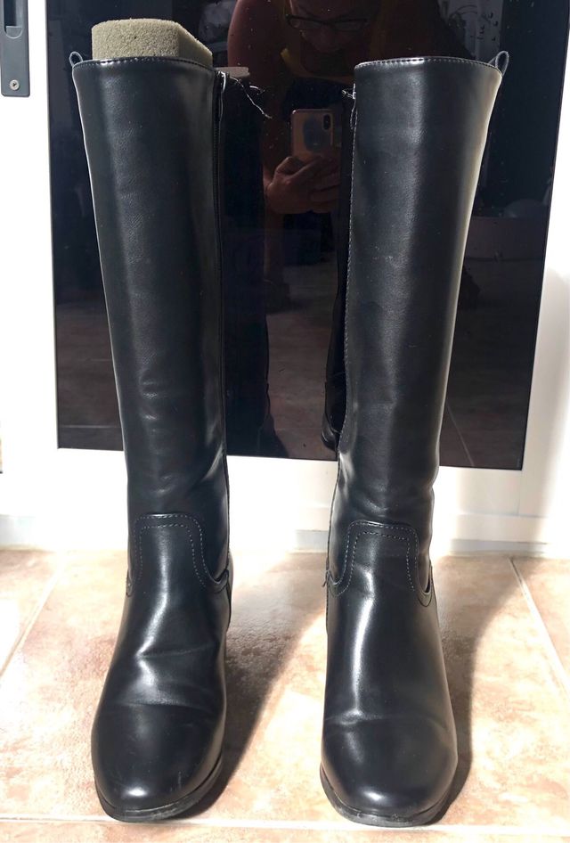 Botas altas polipiel negras