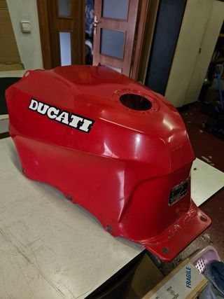 Depósito Gasolina Ducati Passo Rojo