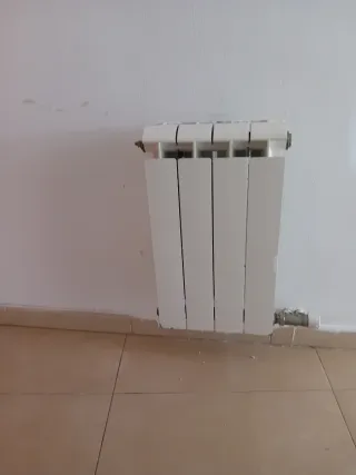 Radiador de agua de aluminio blanco