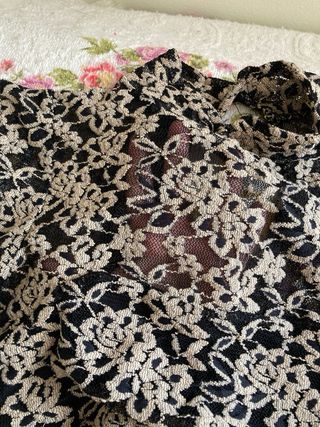 Vestido mini encaje floral