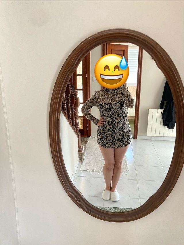 Vestido mini encaje floral