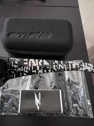 Gafas de sol Arnette negras polarizadas