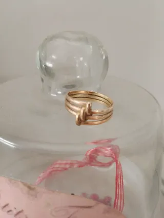 Anillo bañado en oro 18K nudo