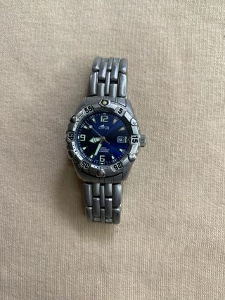 Reloj Lotus Quartz Azul y Plateado