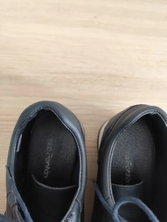 Zapatos de piel azul marino