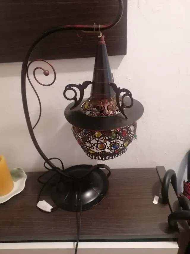 Lámpara de mesa decorativa